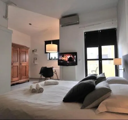 Na Lhotech Appartement Praag